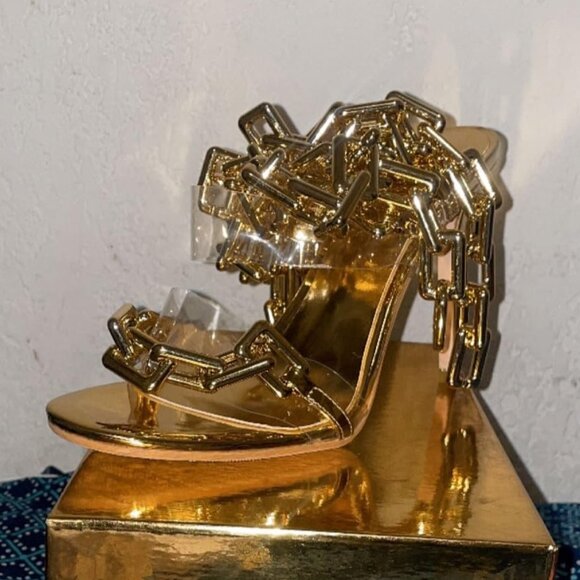 Luxury Women's Ankle Link Gold Heels - Picture 2 of 8